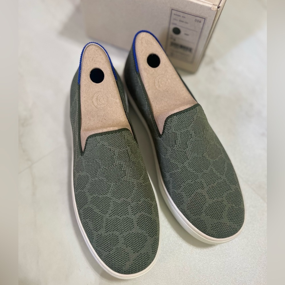 Rothy’s RETIRED The Sneaker-Safari